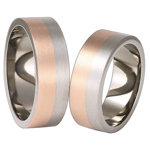 Vigselringar i titan och 14k rött guld