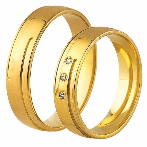 Vigselringar i 18k gult guld med 3 diamanter 0,03ct