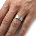 ZJTGR5-004-6-Vigselringar-i-titan-diamantslipat-silver-5mm.webp