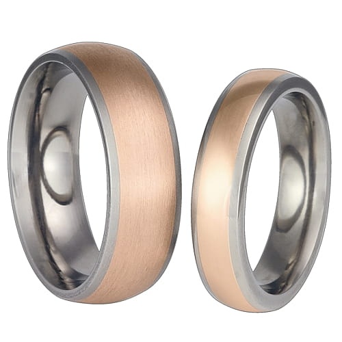 Vigselringar i titan och 14k rött guld