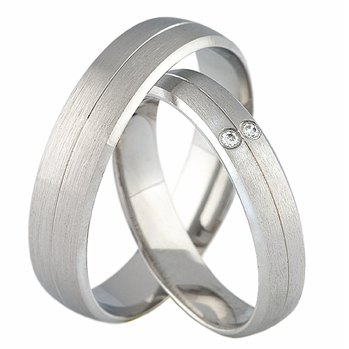 Vigselringar i 18k vitt guld med 2 diamanter 0,02ct