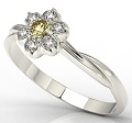 Ring i 14 karat guld med en citrin på 0,08 ct och 6 diamanter på 0,12 ct