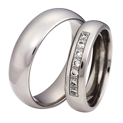 Vigselringar i titan med 7 diamanter 0-14ct