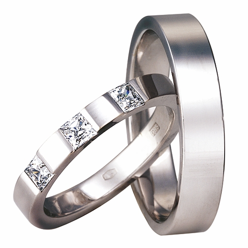 Vigselringar i 14k vitt guld med 3 diamanter 0,48ct